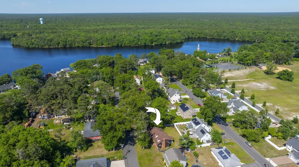 6515 Rundle Ave Mays Landing, NJ 08330