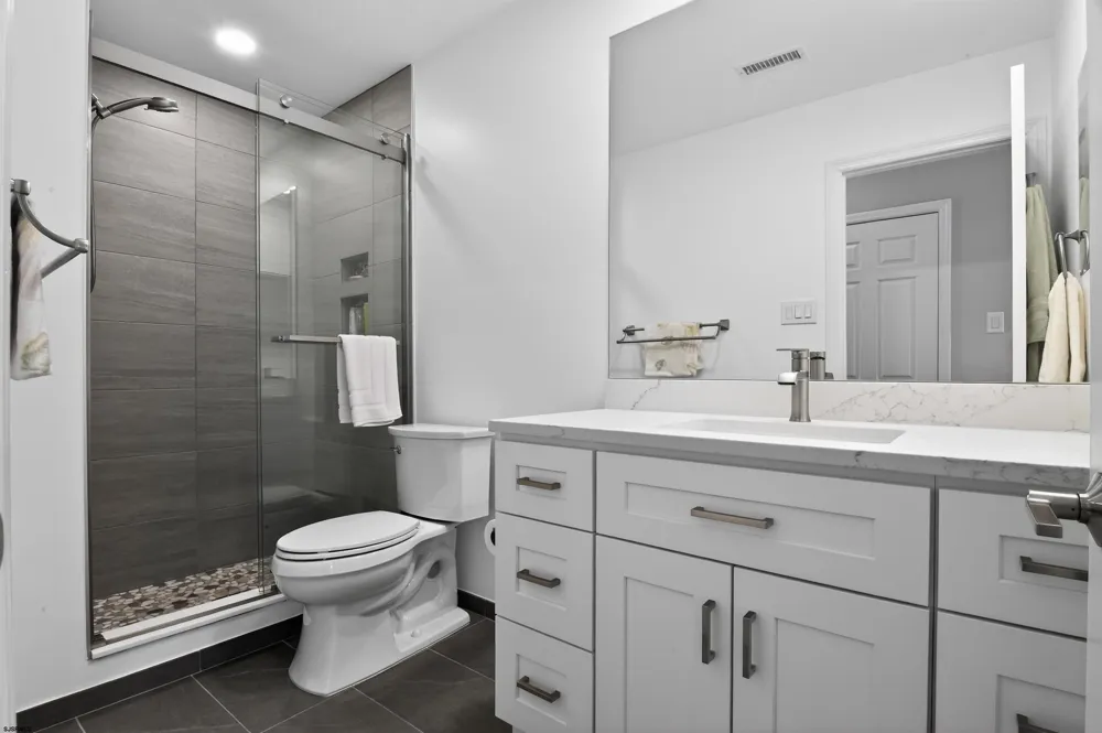 227 N 35th Ave Longport, NJ 08403