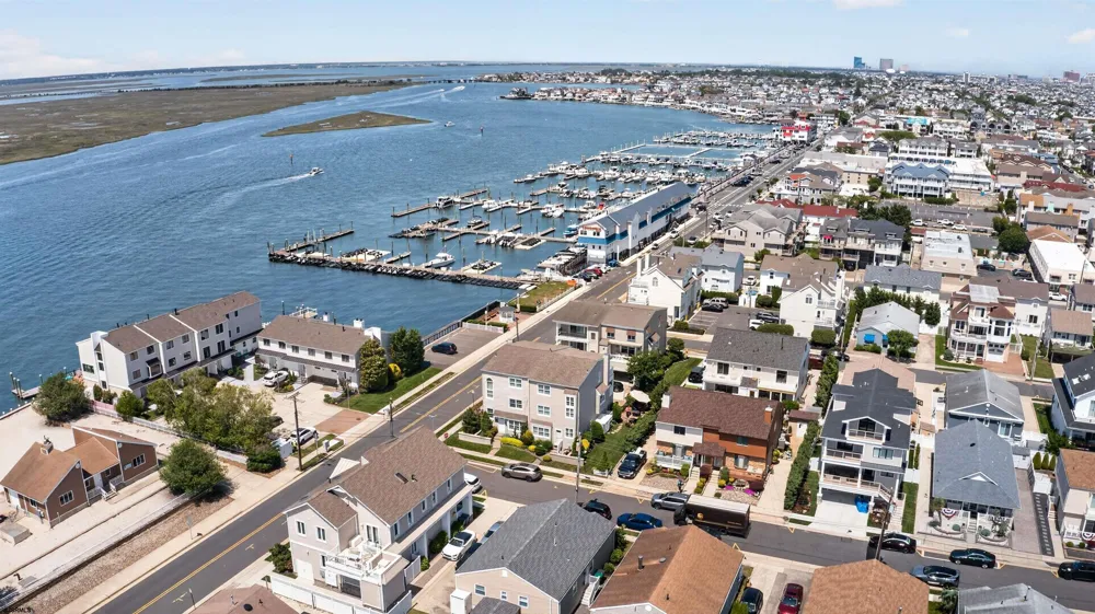 227 N 35th Ave Longport, NJ 08403