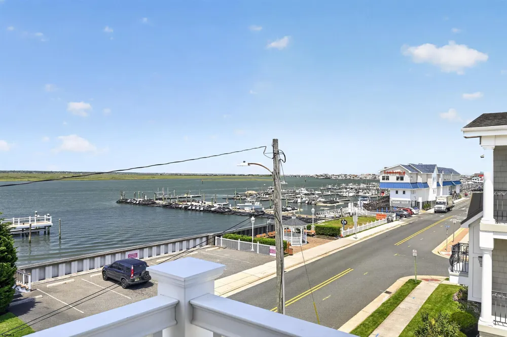 227 N 35th Ave Longport, NJ 08403