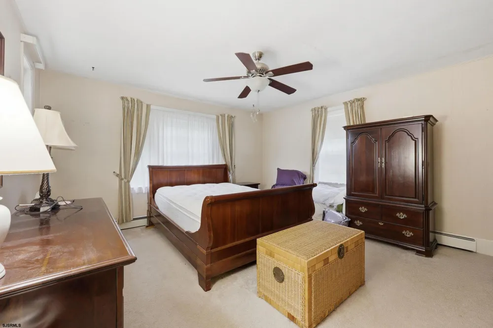 1917 west Ave Linwood, NJ 08221