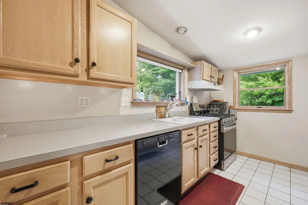 1917 west Ave Linwood, NJ 08221
