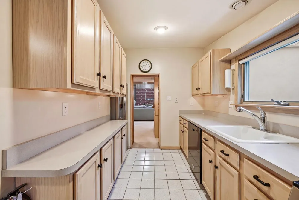 1917 west Ave Linwood, NJ 08221