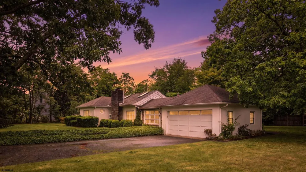 1917 west Ave Linwood, NJ 08221