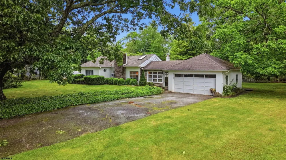 1917 west Ave Linwood, NJ 08221