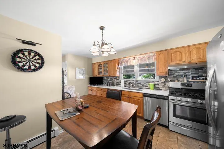 22 Black Oak Dr Upper Township, NJ 08230
