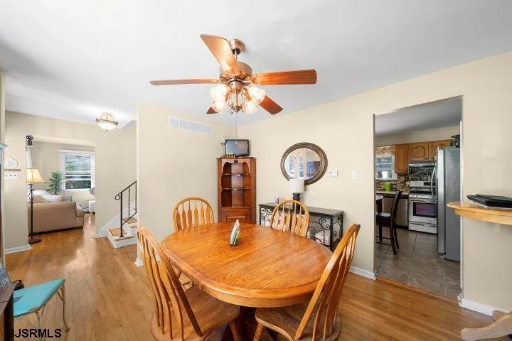 22 Black Oak Dr Upper Township, NJ 08230