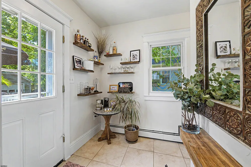 34 E Dawes Ave Somers Point, NJ 08244