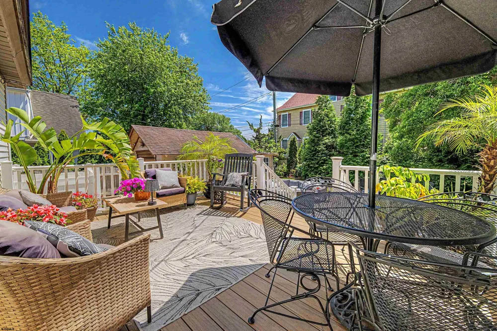 34 E Dawes Ave Somers Point, NJ 08244