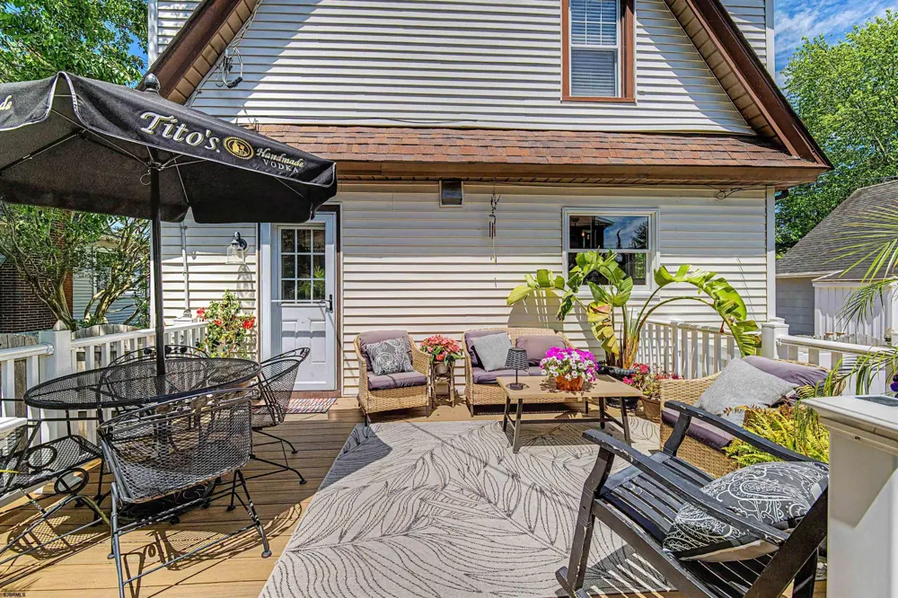 34 E Dawes Ave Somers Point, NJ 08244