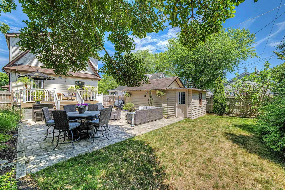 34 E Dawes Ave Somers Point, NJ 08244