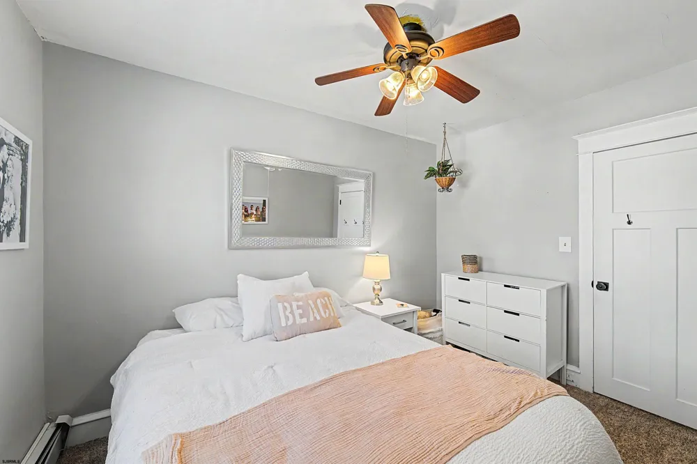 34 E Dawes Ave Somers Point, NJ 08244