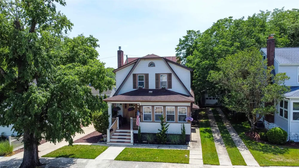 34 E Dawes Ave Somers Point, NJ 08244