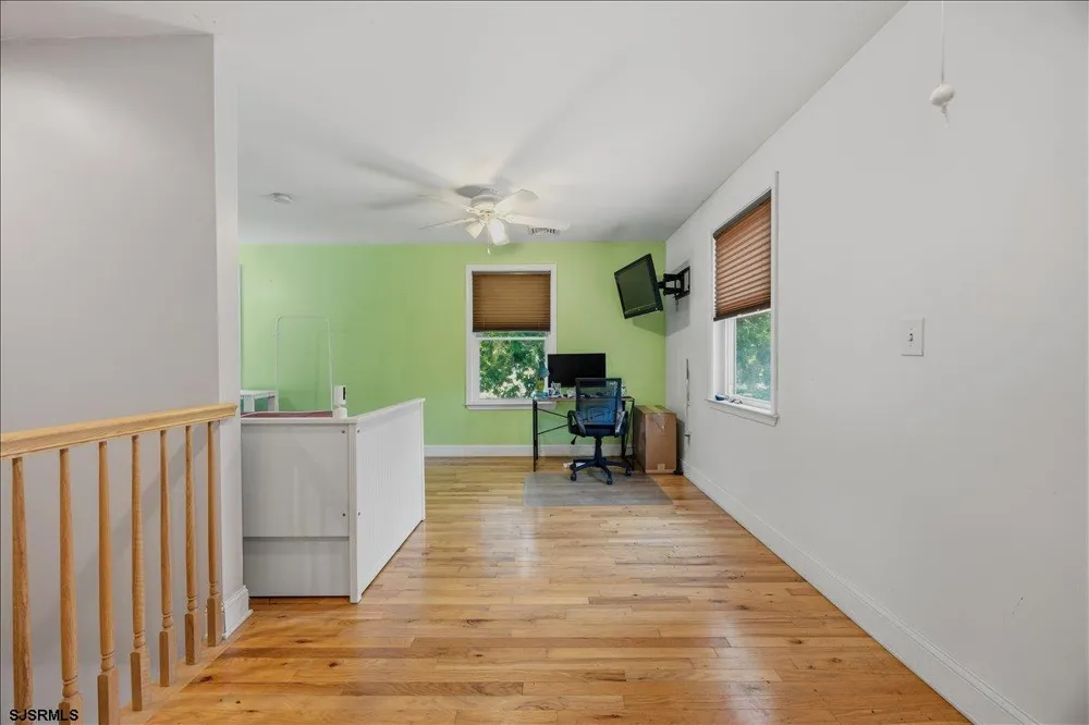 169 W Johnson Ave Somers Point, NJ 08244