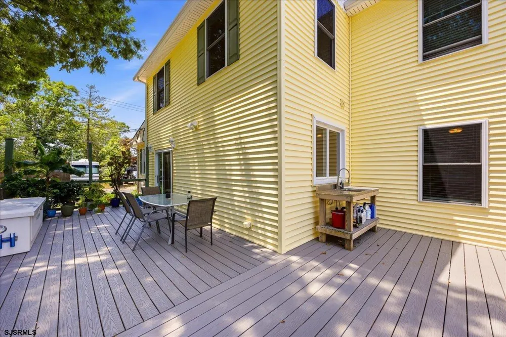 169 W Johnson Ave Somers Point, NJ 08244