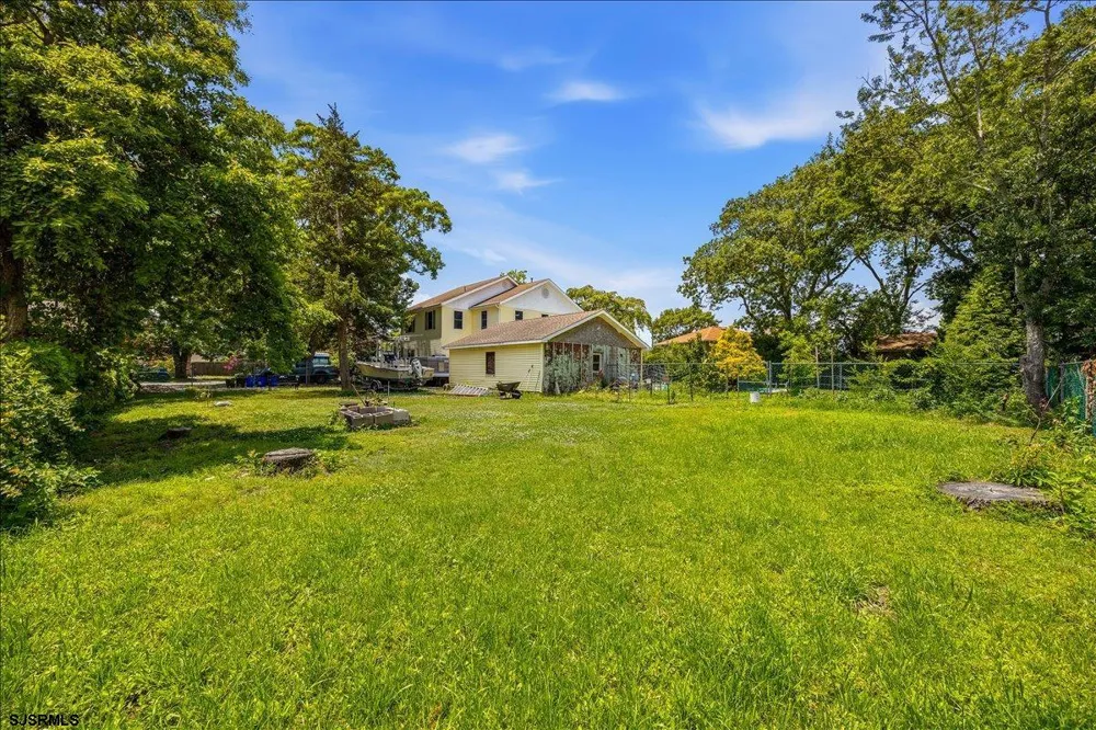 169 W Johnson Ave Somers Point, NJ 08244