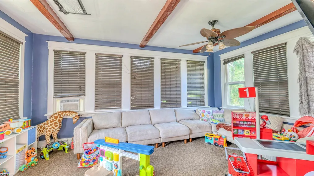 109 E Cedar Ave Somers Point, NJ 08244