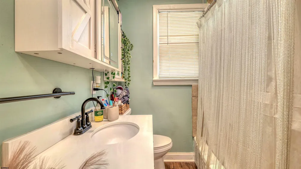 109 E Cedar Ave Somers Point, NJ 08244