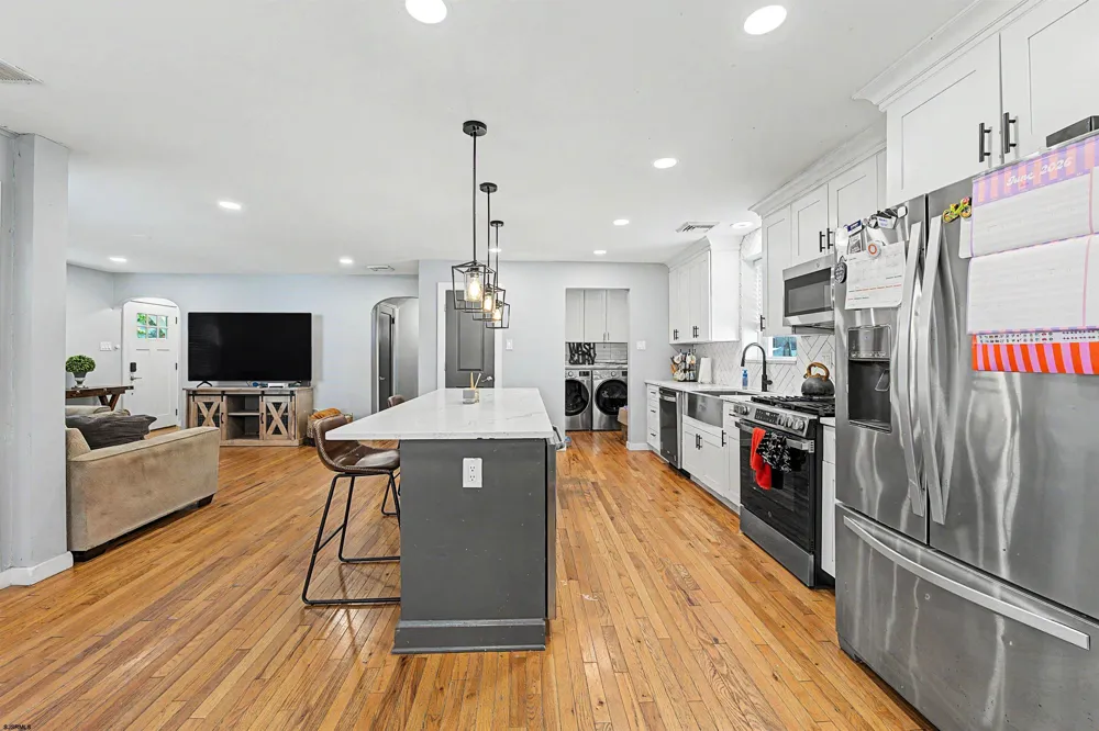 214 Davis Ave Linwood, NJ 08221