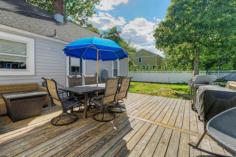 214 Davis Ave Linwood, NJ 08221