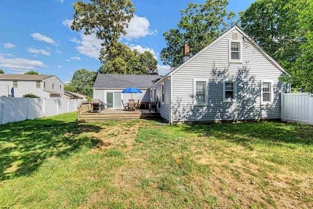 214 Davis Ave Linwood, NJ 08221
