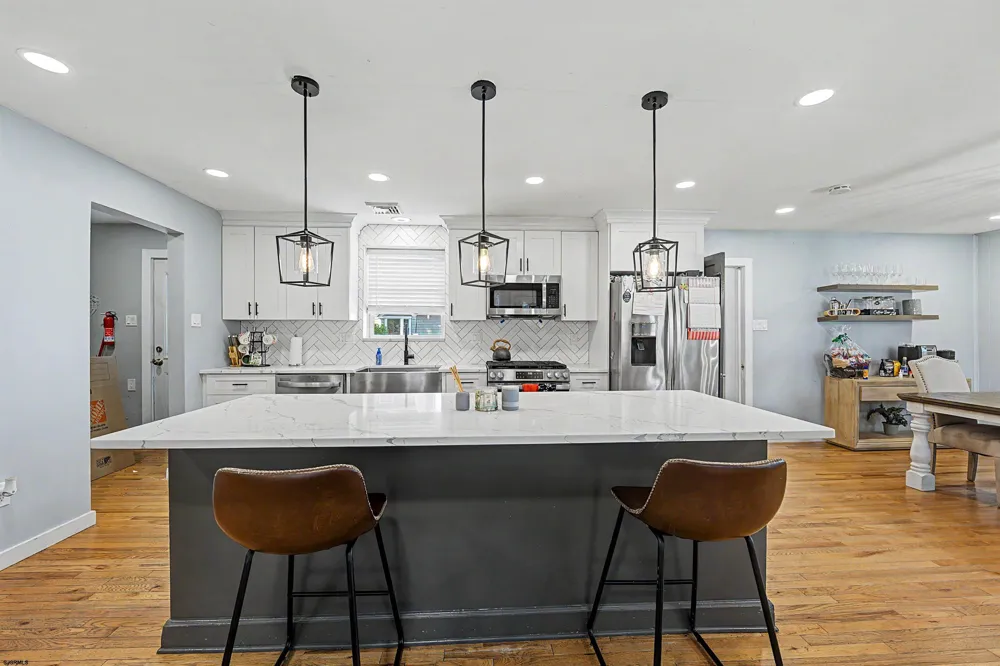 214 Davis Ave Linwood, NJ 08221