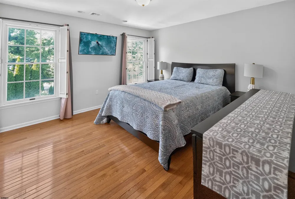 130 E Essex Ave Linwood, NJ 08221
