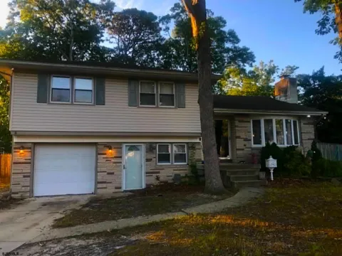 400 Frances Ave