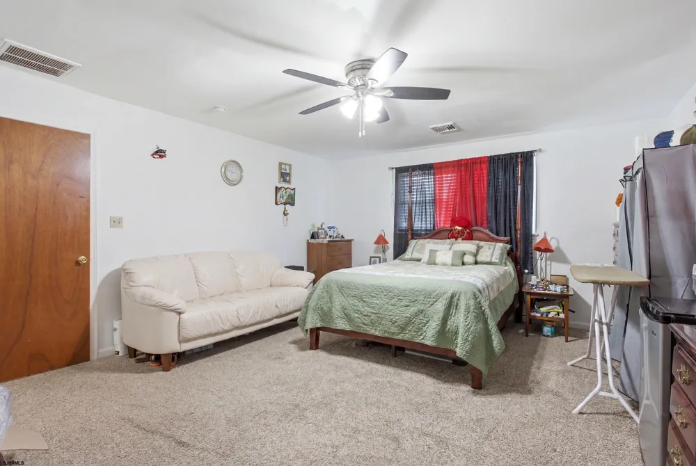 6316 Liberty Ave Mays Landing, NJ 08330