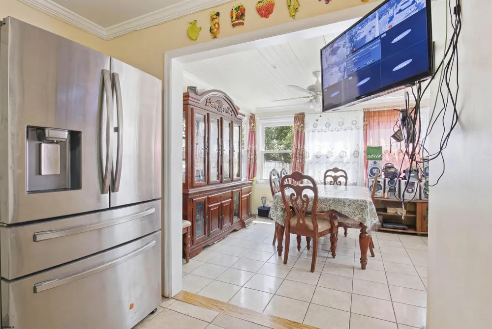 6316 Liberty Ave Mays Landing, NJ 08330