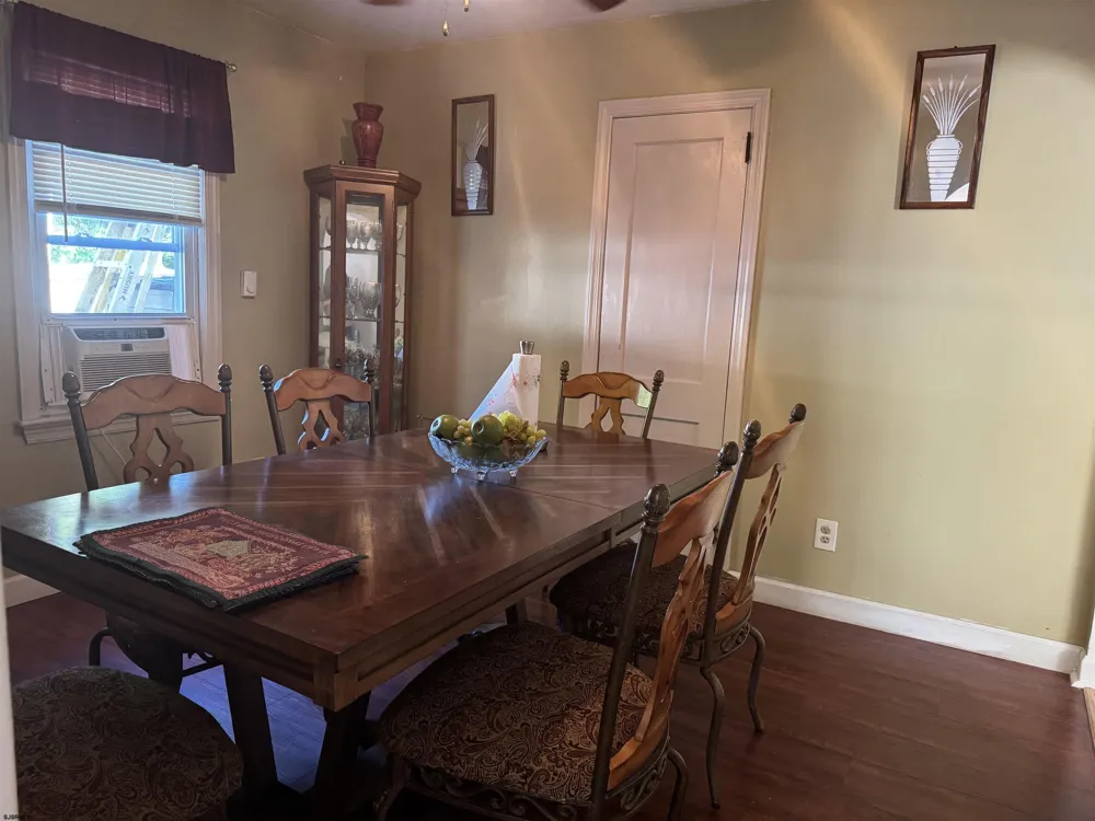 224 Huron Ave Absecon, NJ 08201