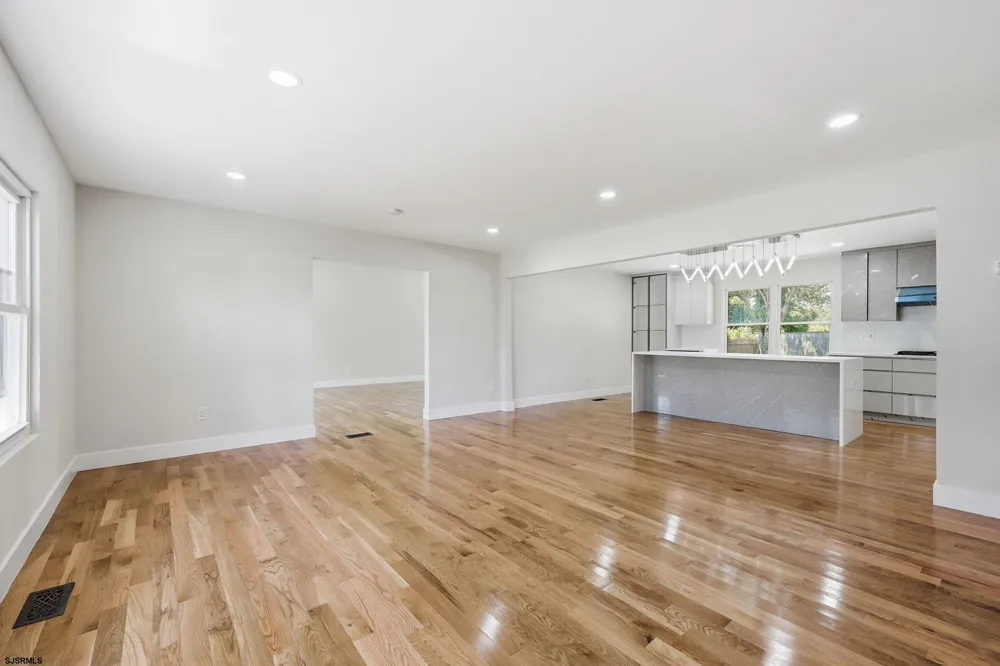 611 N LAFAYETTE Ave Ventnor Heights, NJ 08406
