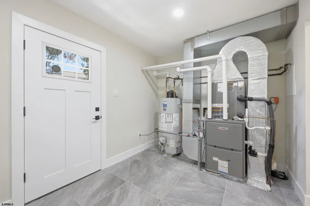 611 N LAFAYETTE Ave Ventnor Heights, NJ 08406