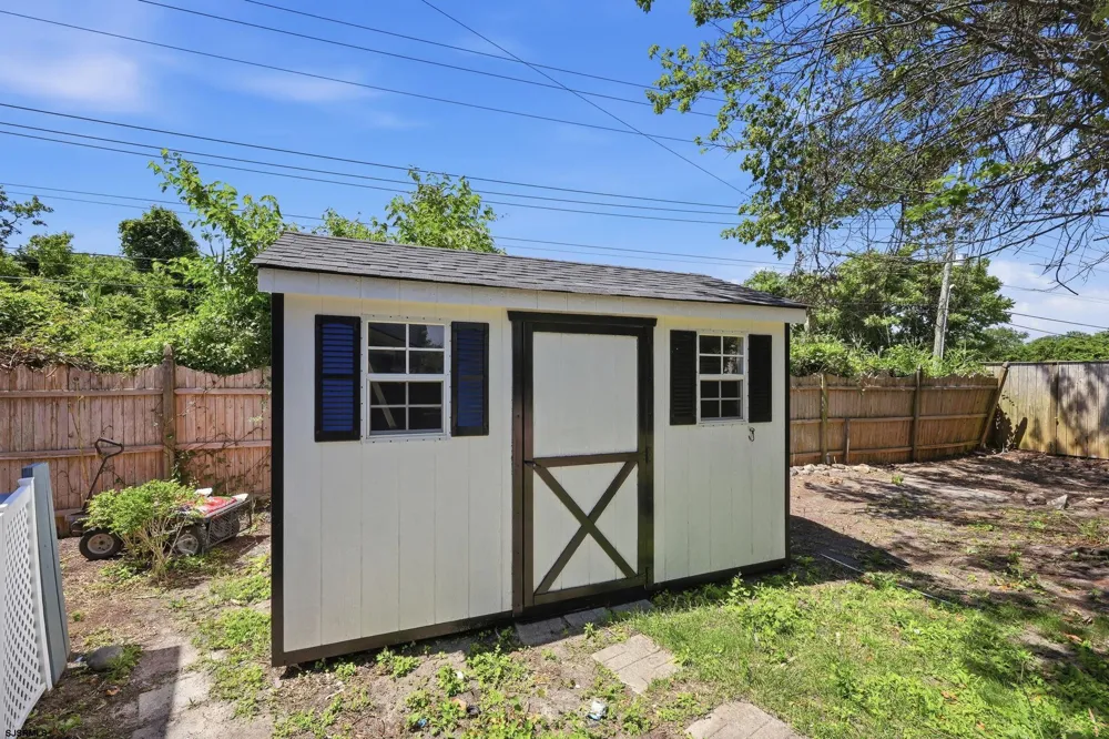 611 N LAFAYETTE Ave Ventnor Heights, NJ 08406