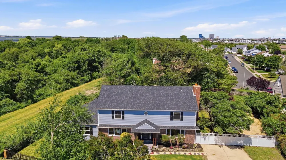 611 N LAFAYETTE Ave Ventnor Heights, NJ 08406