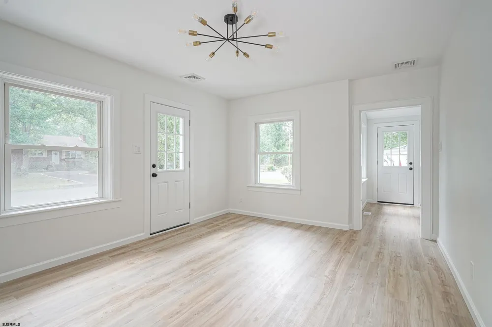 123 12th Street Absecon, NJ 08201