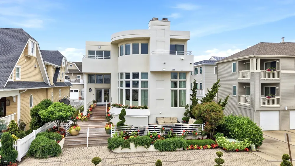 106 S 15th Ave Longport, NJ 08403
