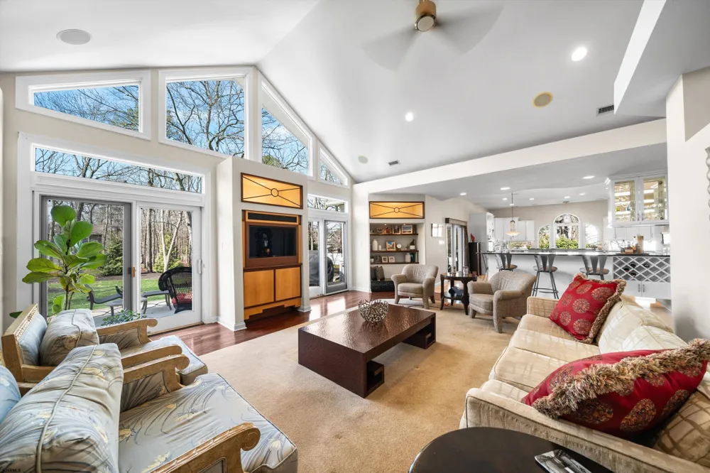 14 Caledonia Dr Seaville, NJ 08230