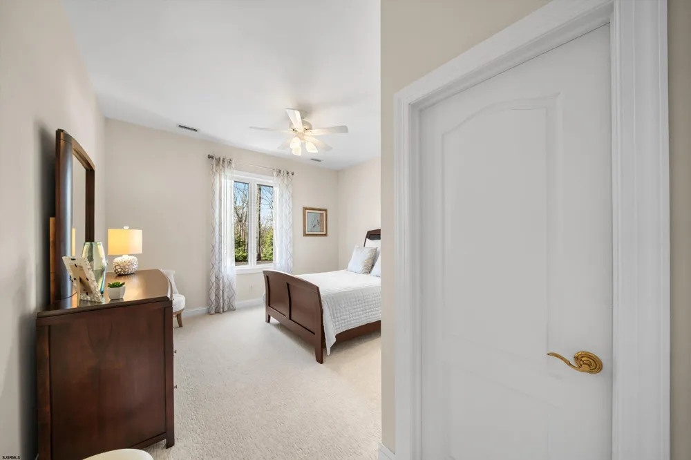 14 Caledonia Dr Seaville, NJ 08230