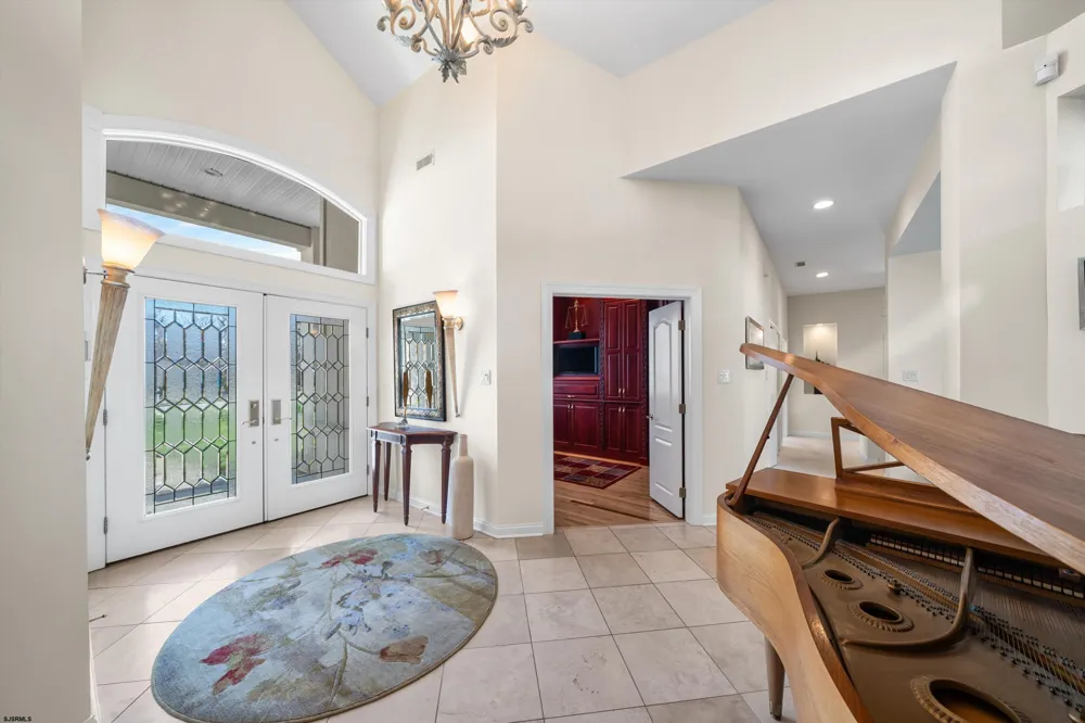 14 Caledonia Dr Seaville, NJ 08230