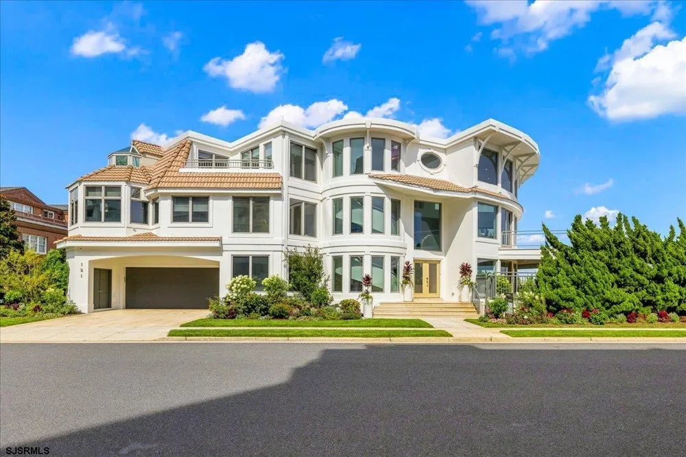121 S 17th Ave Longport, NJ 08403