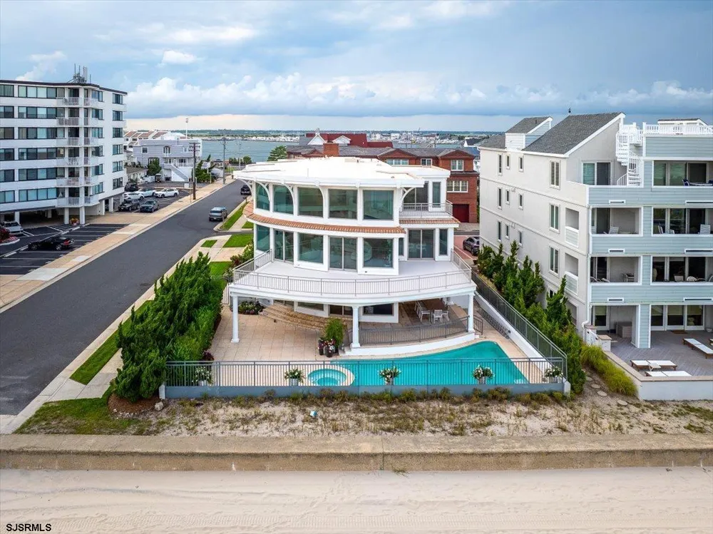 121 S 17th Ave Longport, NJ 08403
