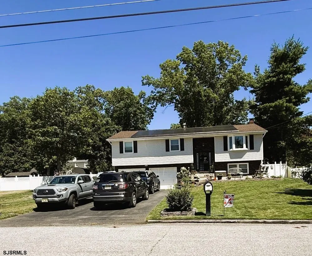 1629 Dolly Dr Vineland, NJ 08361