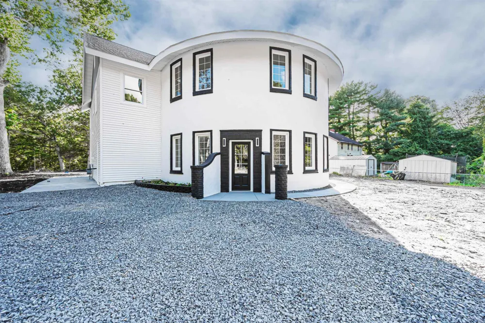 355 PENNY Hamilton Township, NJ 08205
