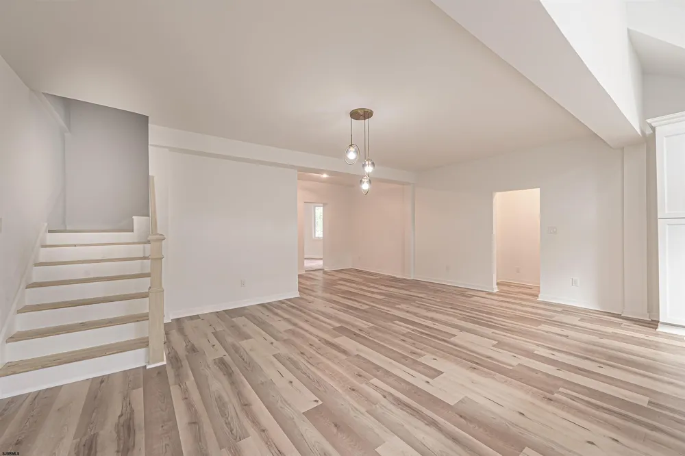 355 PENNY Hamilton Township, NJ 08205