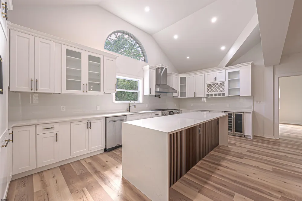355 PENNY Hamilton Township, NJ 08205