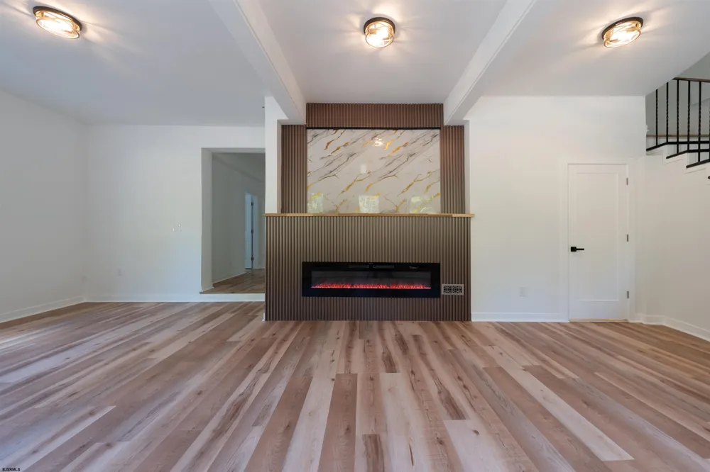 355 PENNY Hamilton Township, NJ 08205