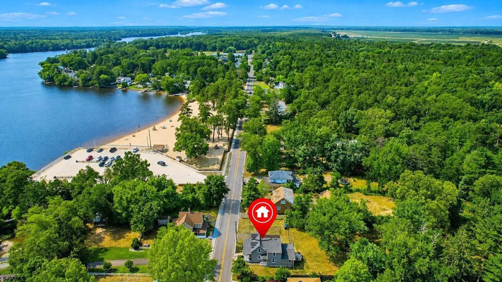 576 Park Road Mays Landing, NJ 08330
