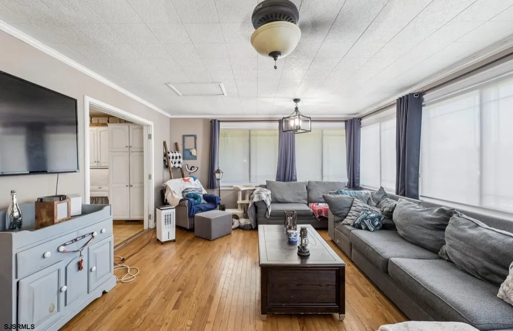 370 Pine Road Hammonton, NJ 08037