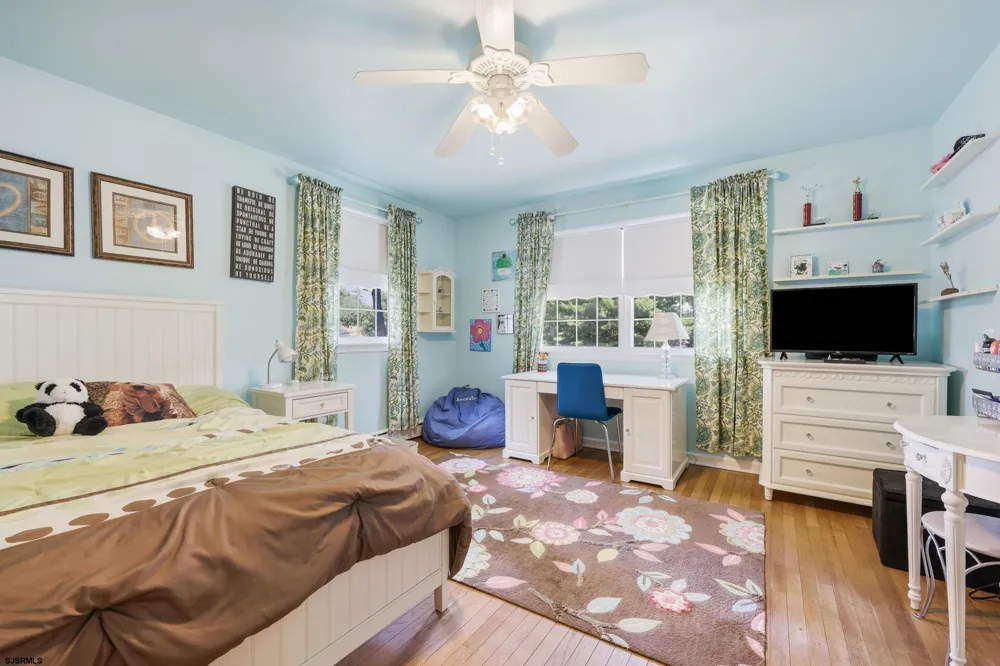 2317 Shepherd Northfield, NJ 08225